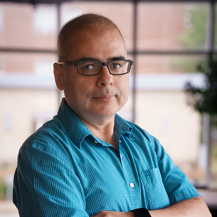 Leonardo P. Chamorro