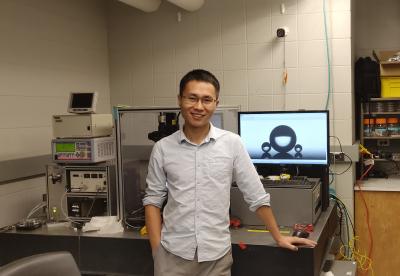 Dr. Xiao Yan in the Energy Transport Research Laboratory. Photo courtesy of Xiao Yan. 