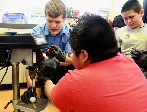 MechSE alumnus Matt Alonso and the students make their ping pong ball mold.