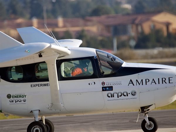 Test flight of Ampaire electrified aircraft with 250 kW all-silicon carbide motor drive.